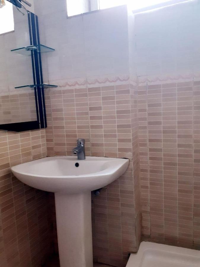 Amenities Hotel Addis Ababa Exterior foto